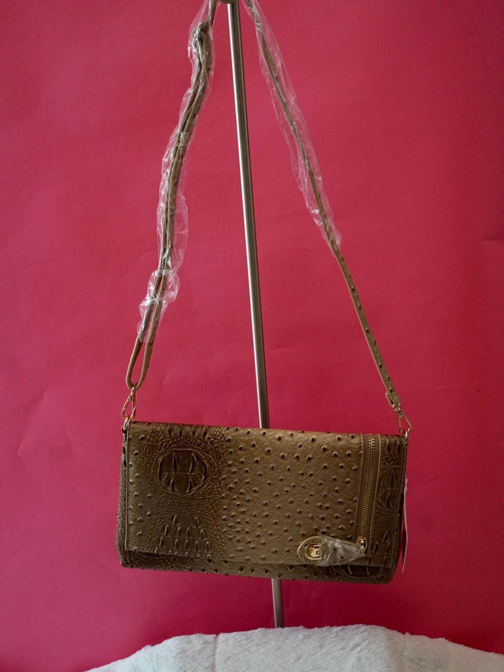 NWT Le Miel Taupe Khaki Ostrich & Croc Embossed Vegan Leather Crossbody Clutch W